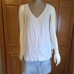 cloth & stone White V-Neck Textured Sleeveless Tank